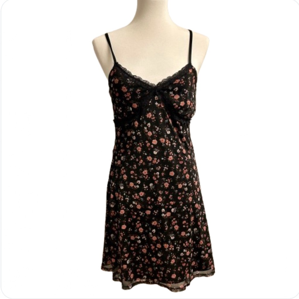 Y2K Style Baby Doll Lace Trim Black Floral Grunge Dress M